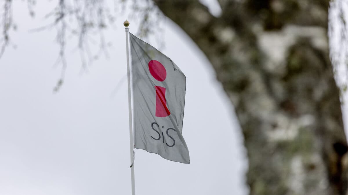 Four boys charged after riot at Sis home in Skåne