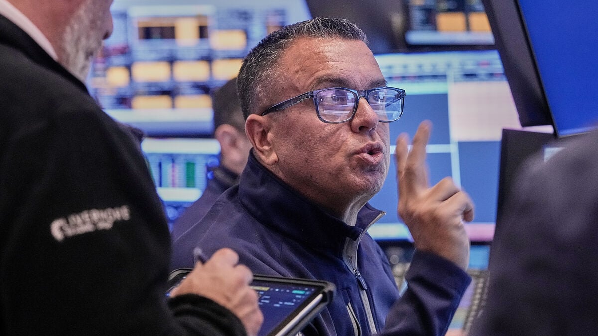 Wall Street rises as tech leads, S&P 500 up 0.5% ahead of delayed US January labor market statistics