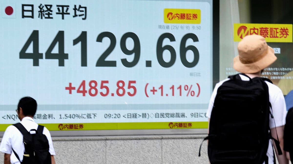 Asian Stock Markets Mostly Upward on Thursday