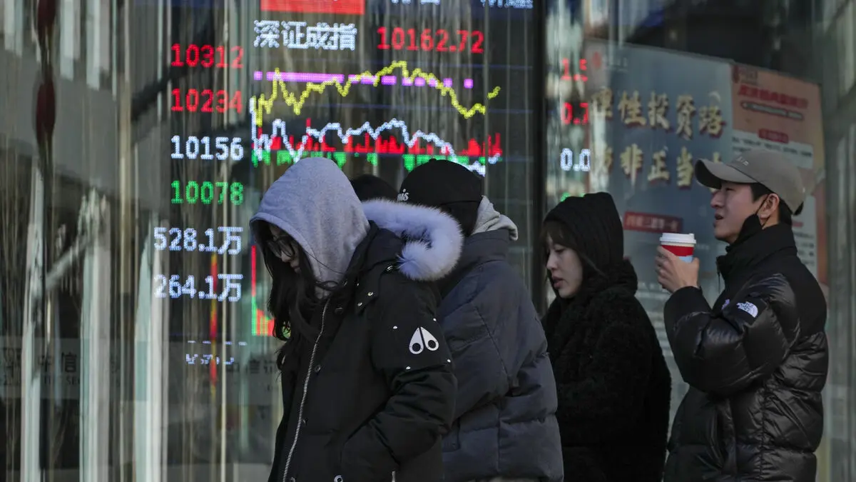Somber stock market sentiment in Asia as markets fall