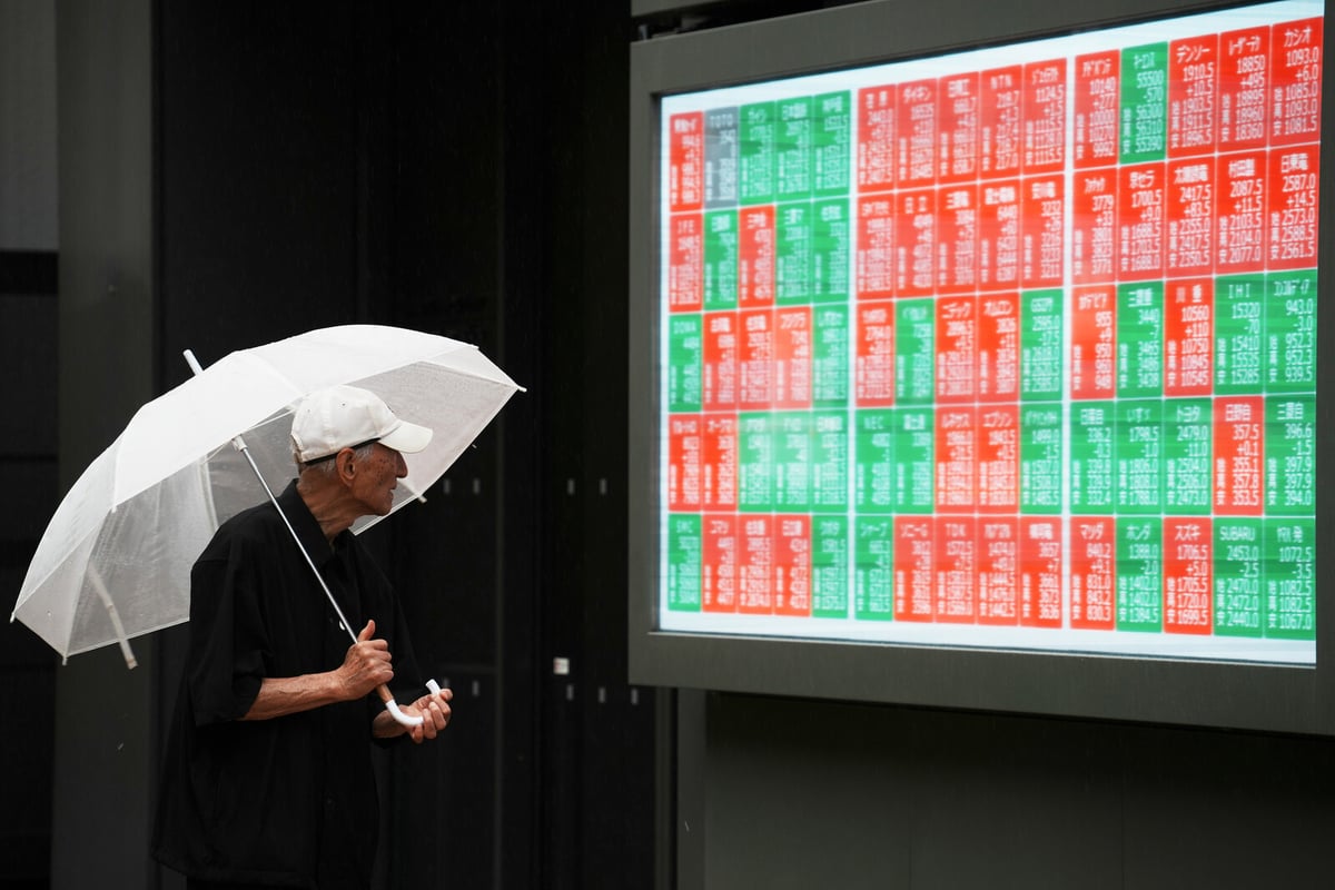 Asian Stock Markets Show Mixed Performance