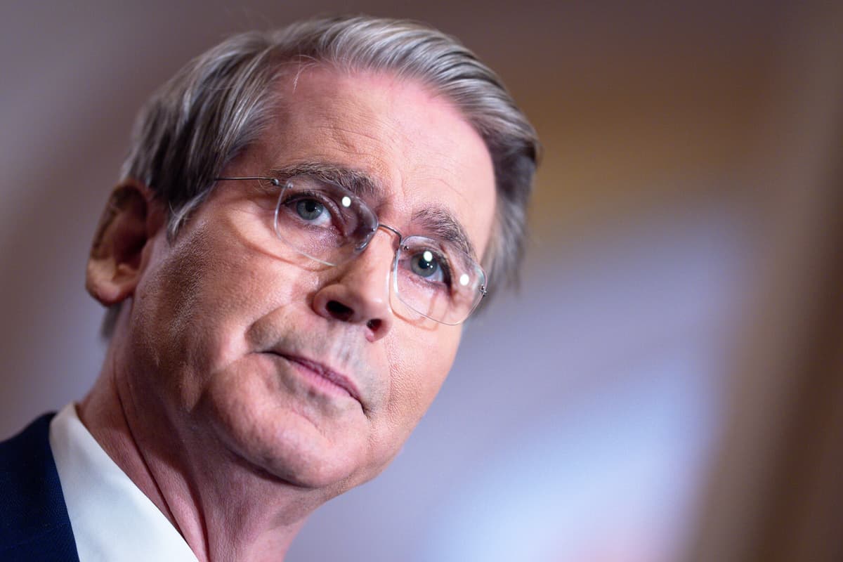 US and China to Discuss Trade Tariffs in Stockholm Next Week