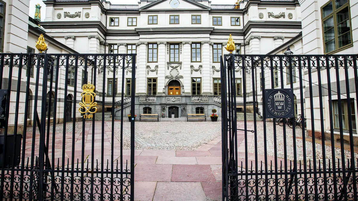 Supreme Court acquits police officers of misconduct after domestic violence