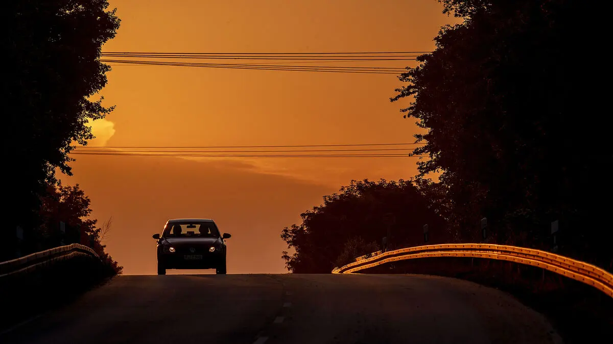 Hyundai recalls 180,000 cars