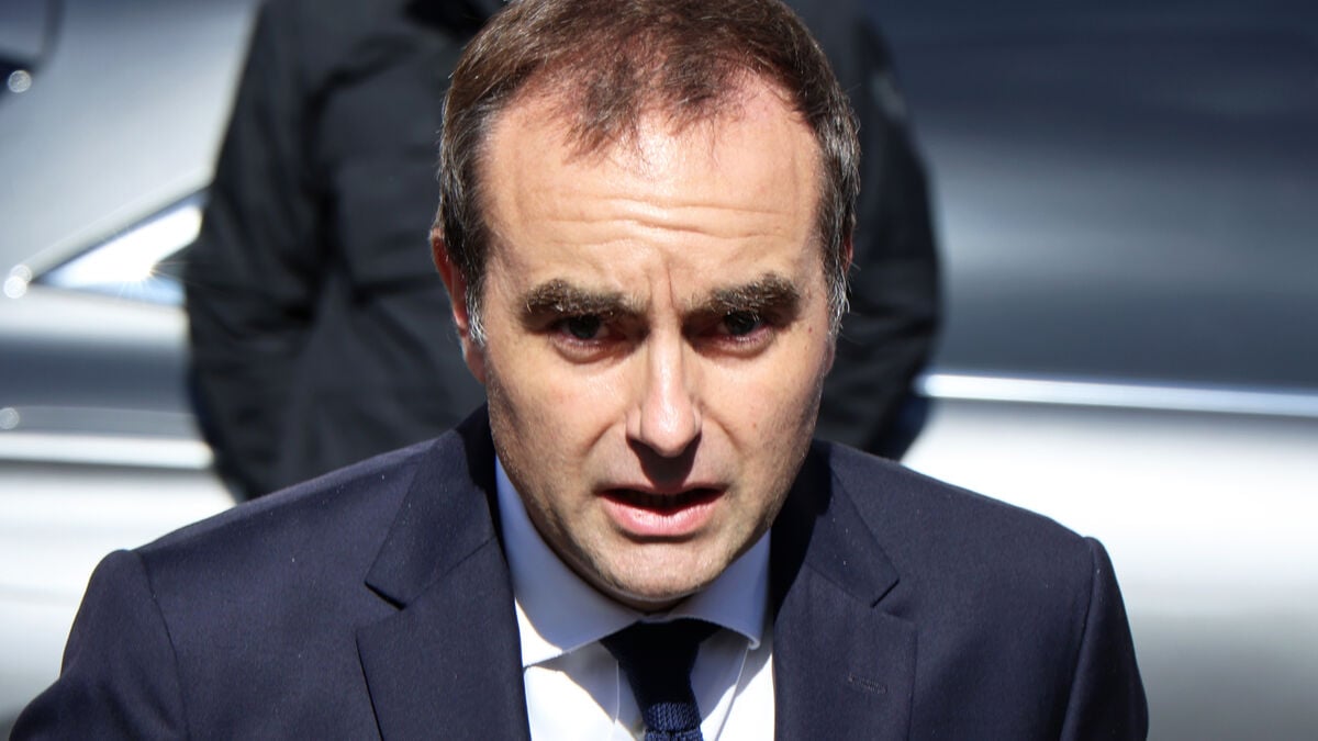 France's Lecornu Unveils New Government with 34 Ministers