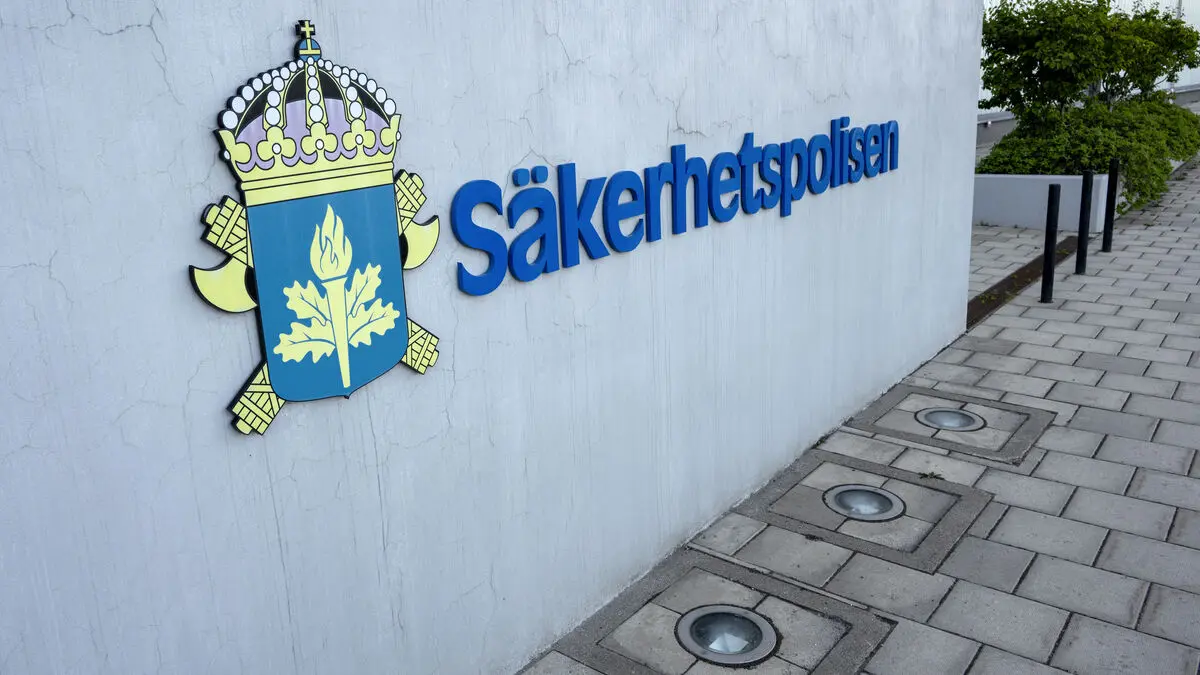 Stops contributions to church after Säpo alarm