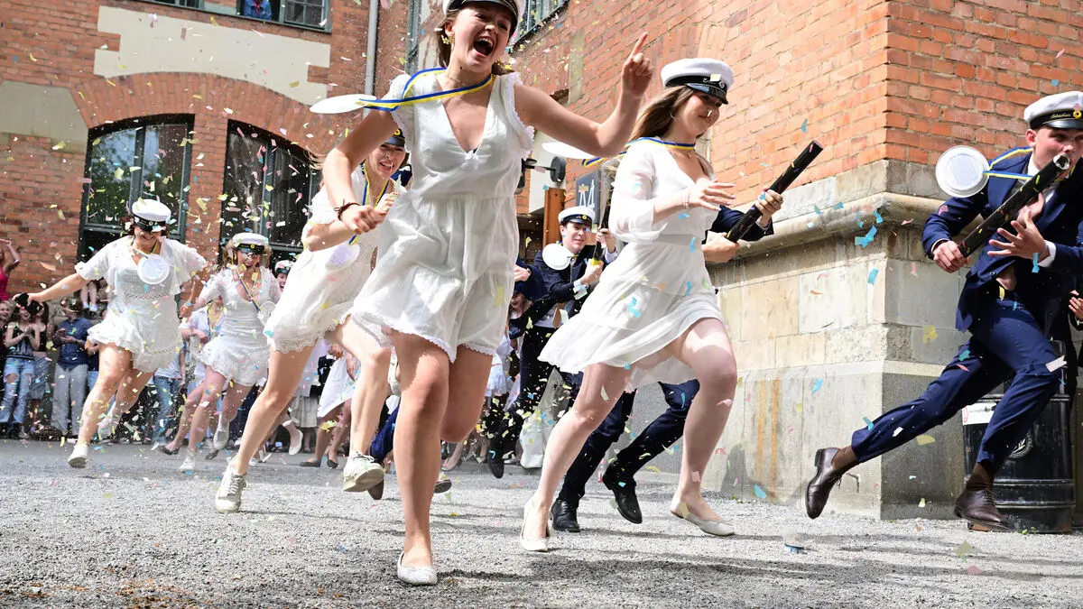 More young people in Sweden