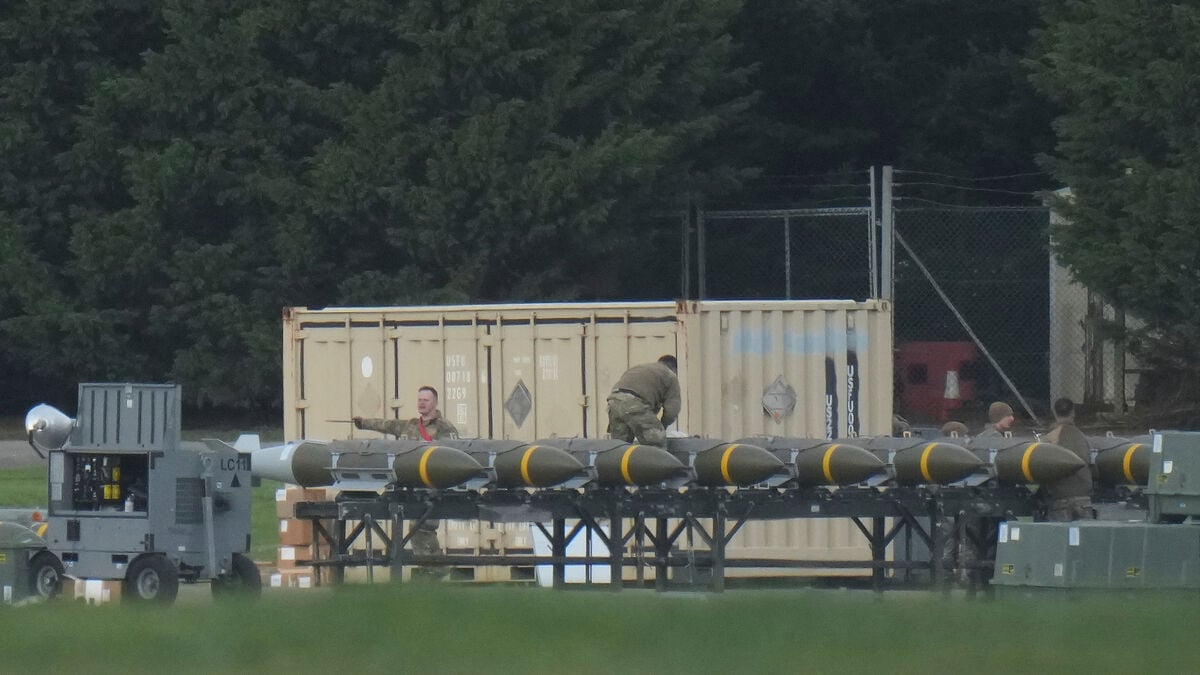 Two Latvians arrested on suspicion of trespassing at RAF Molesworth airbase