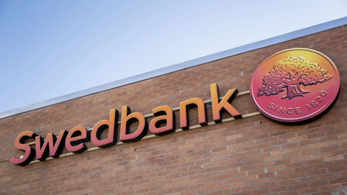 Rush to the bank after new mortgage rules as customers increase existing loans