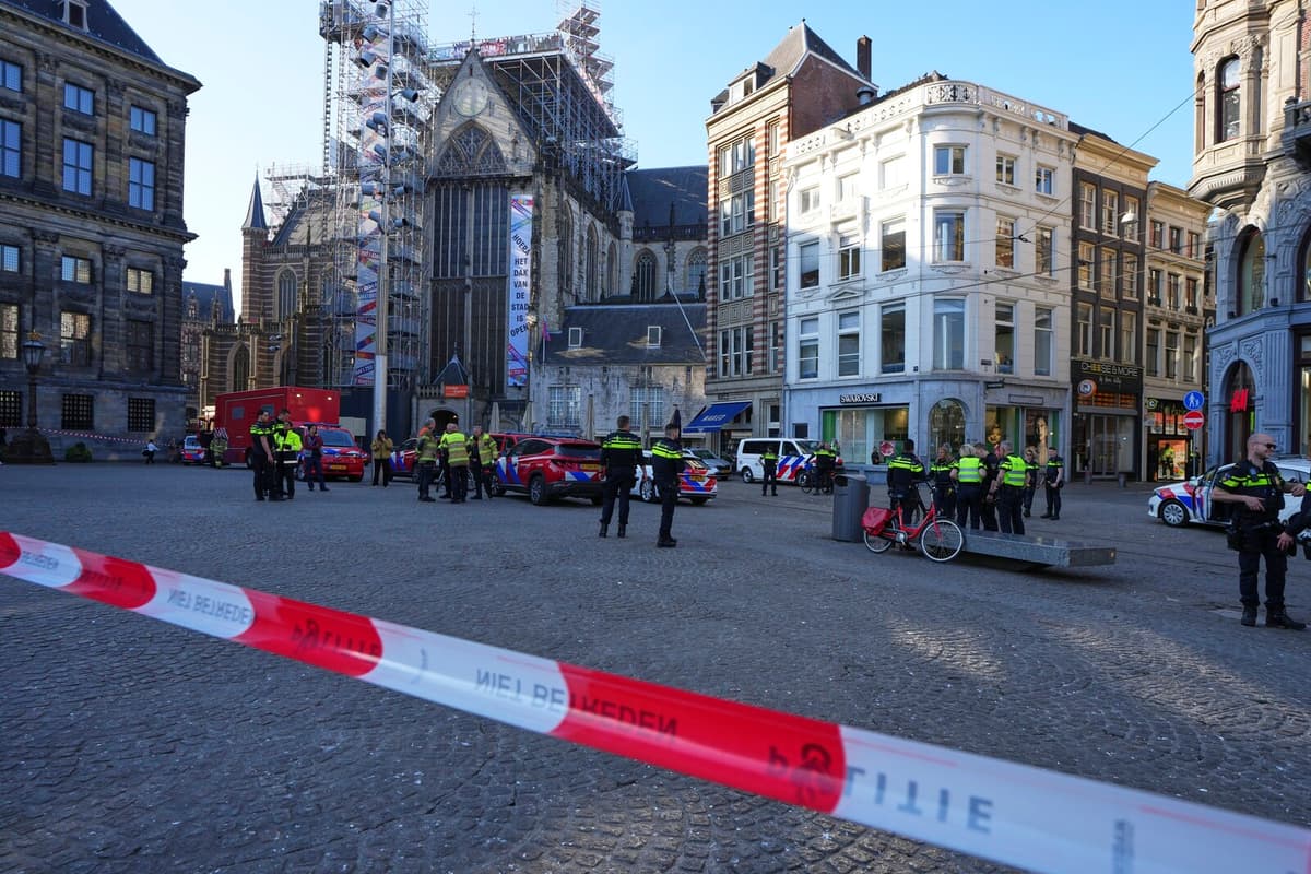 Five Injured in Central Amsterdam Knife Attack