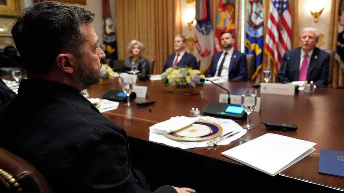 Trump and Zelenskyj Clash Over Putin's Donetsk Demands