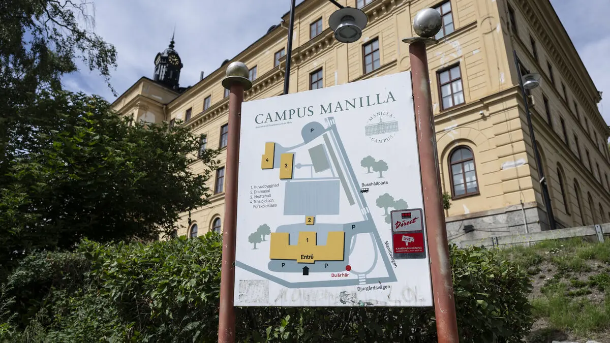 Elite school required for damages