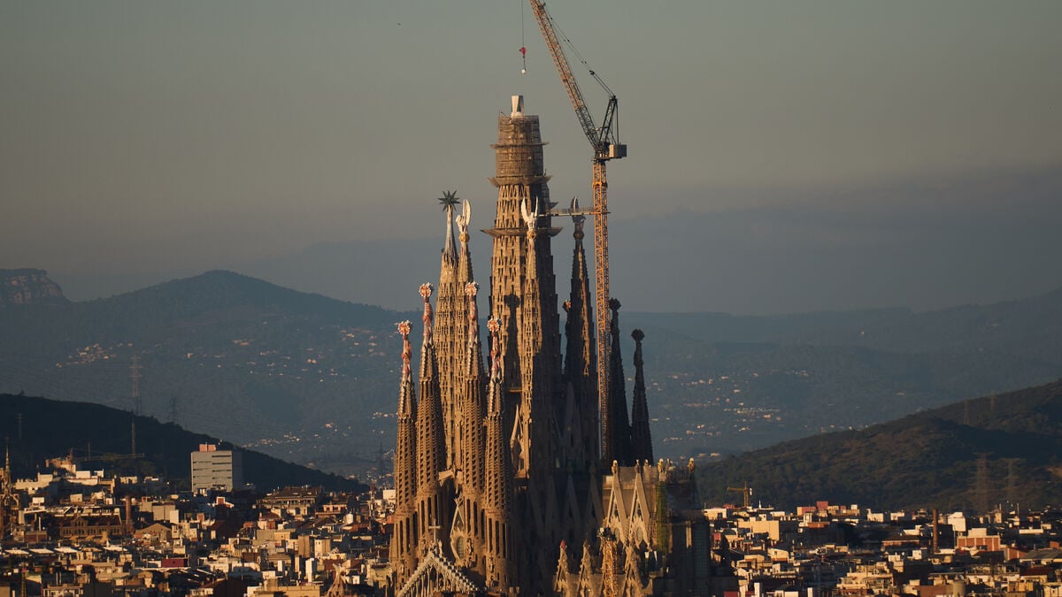 Now the famous church is the tallest in the world