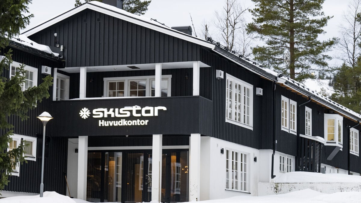 Skistar raises dividend as winter bookings improve