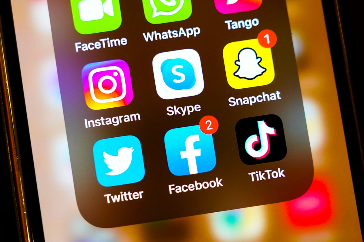 New Zealand PM Proposes Social Media Age Limit of 16