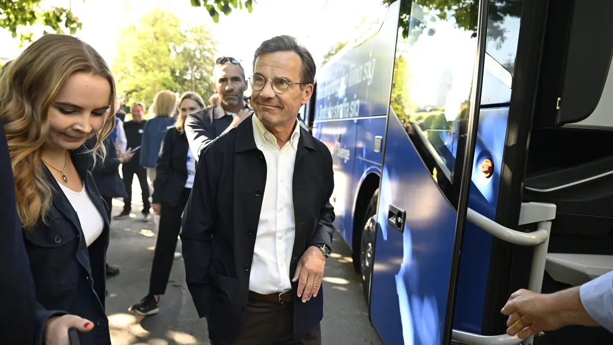 M wants to make monthly public transport passes tax-free for workers