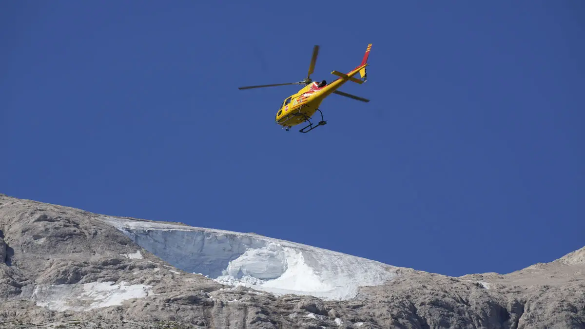 Several climbers killed in avalanche