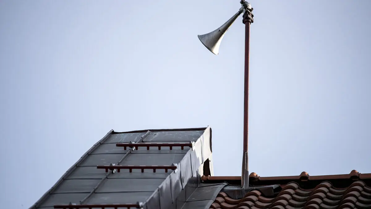 Hesa Fredrik sirens stolen to be used as A-tractor speakers