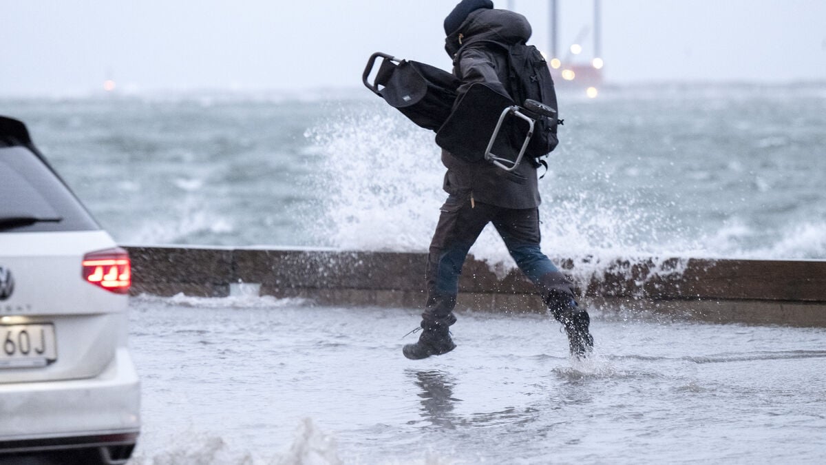 SMHI Issues Flooding Warning for Skåne’s South Coast as Water Levels Rise
