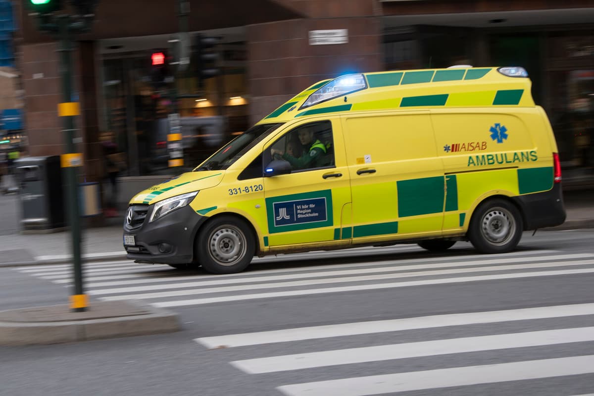 Elderly Man Dies After Balcony Fall in Skellefteå