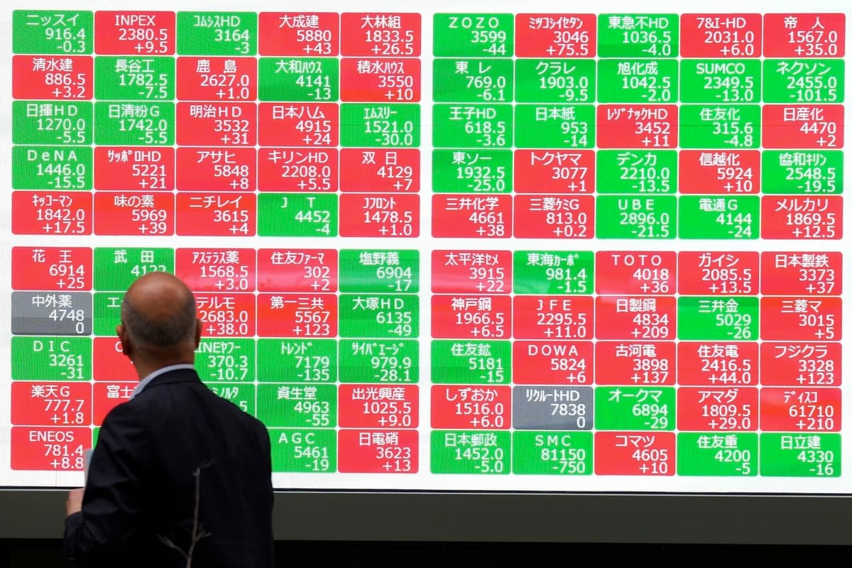 Thin Christmas trading on Asian stock exchanges