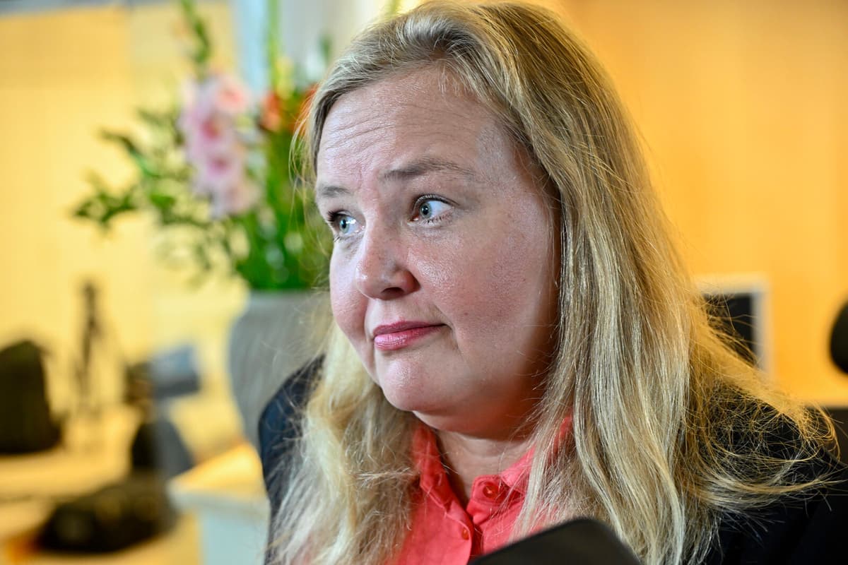 Left Party Vice Chair Responds to Criticism Amid Member Departures