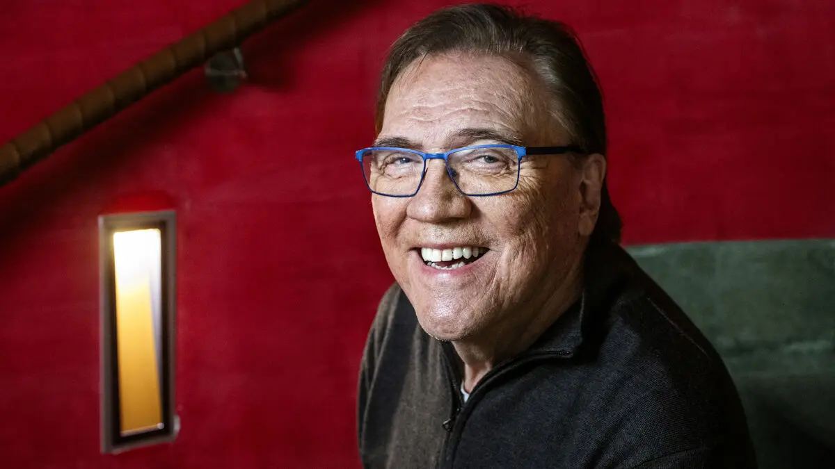 Christer Sjögren to the Christmas carol on SVT