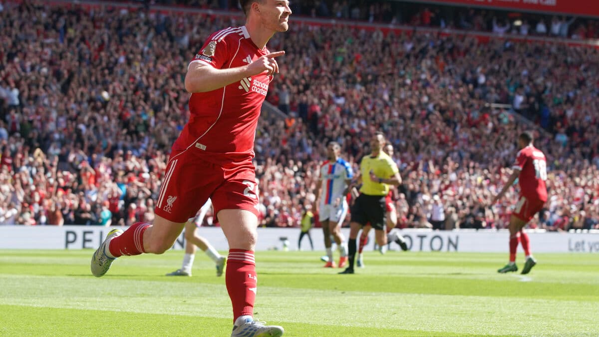 Andrew Robertson becomes teammate of