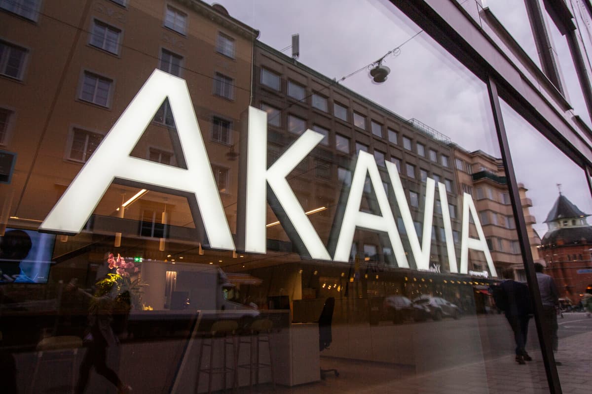 Public Sector Lags in AI Adoption Compared to Private Sector