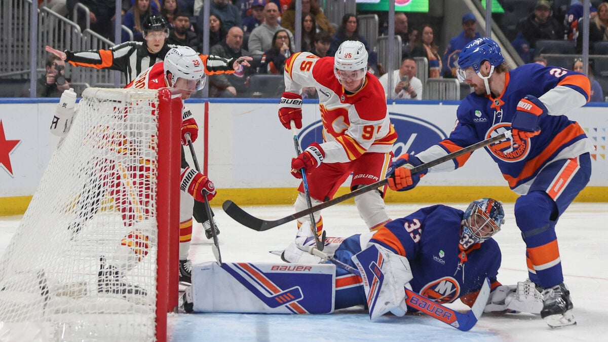First goal for Olofsson in Calgary: Great