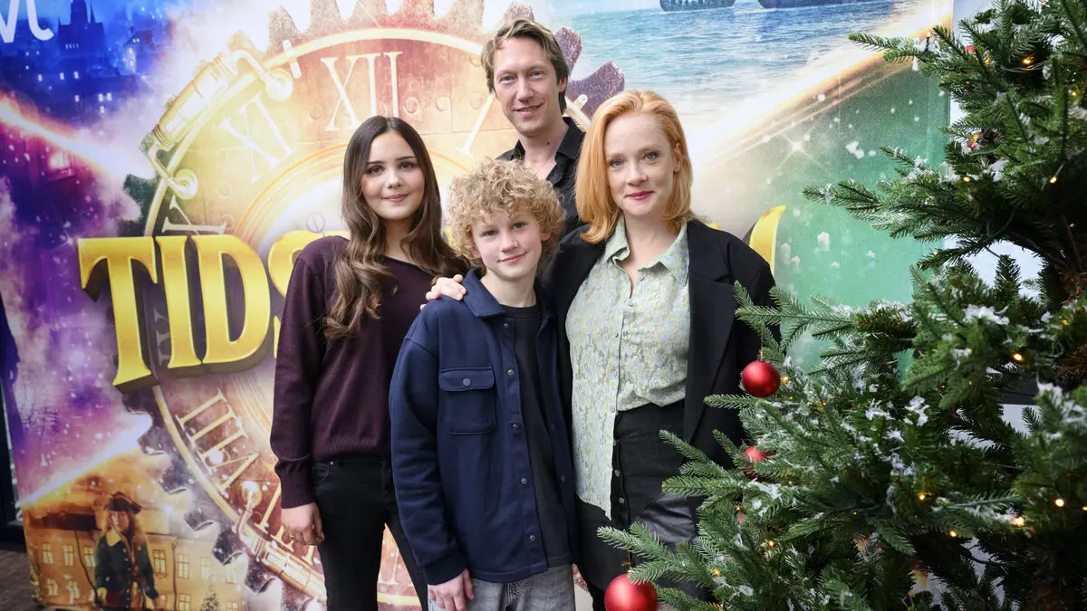 The Advent Calendar: A fast-paced dad hunt through time and space