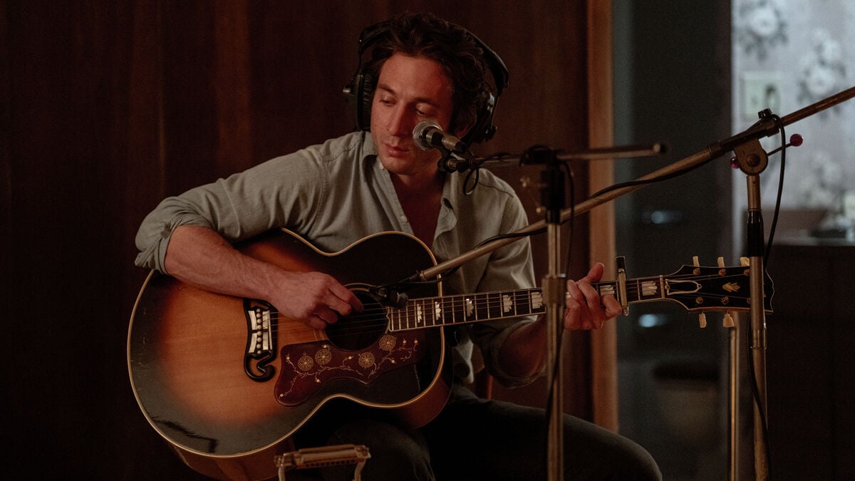 This Week's Movies and Series: Jeremy Allen White as Bruce Springsteen