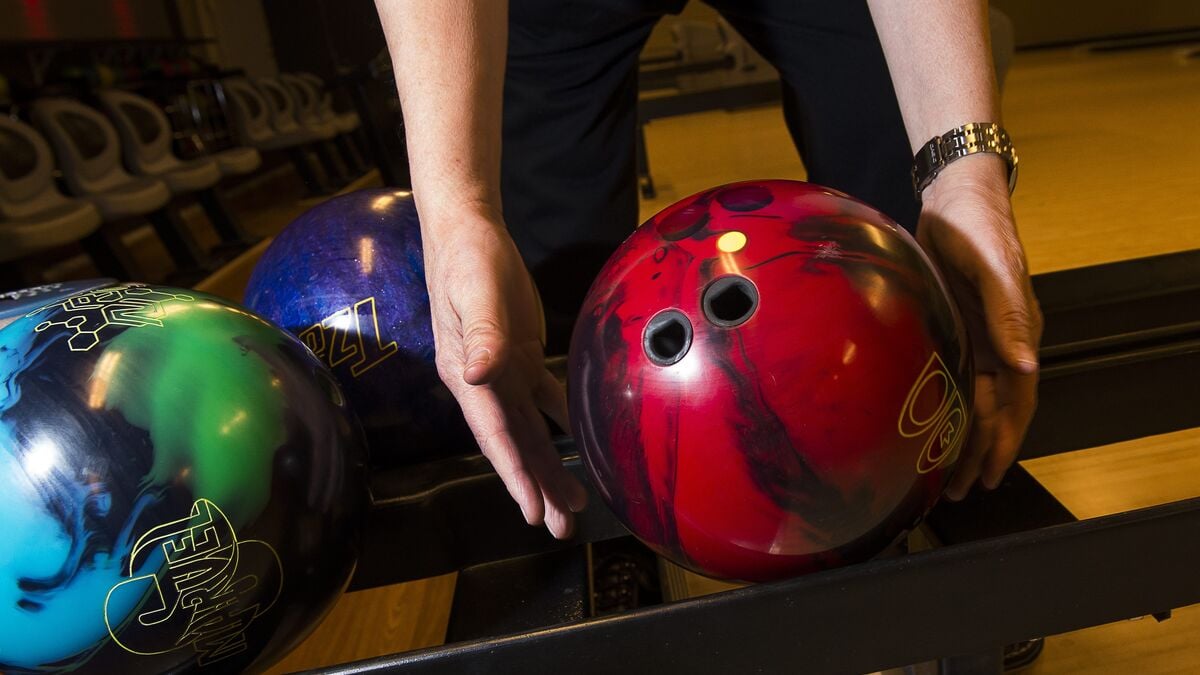Elgiganten's warehouse workers in Jönköping received the wrong salary - compensated with bowling