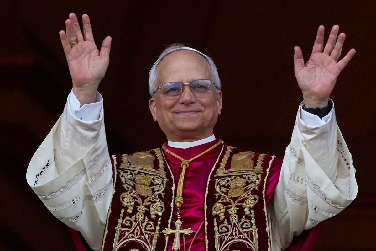 Pope Leo XIV Sparks Debate Over Chicago Baseball Allegiance