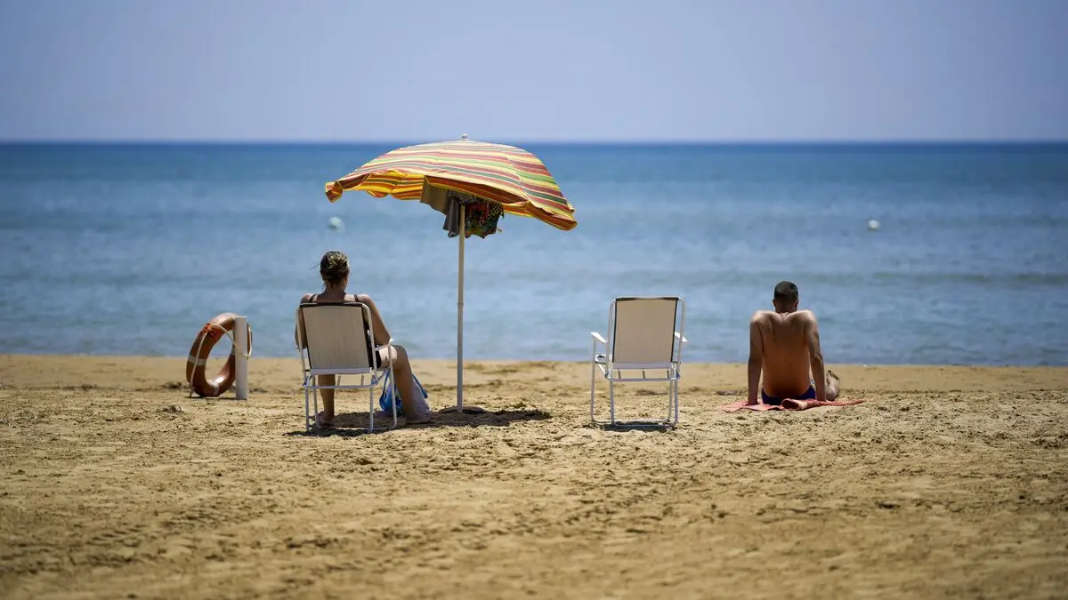 'Flesh-eating' bacteria could spread in the Mediterranean as seas warm