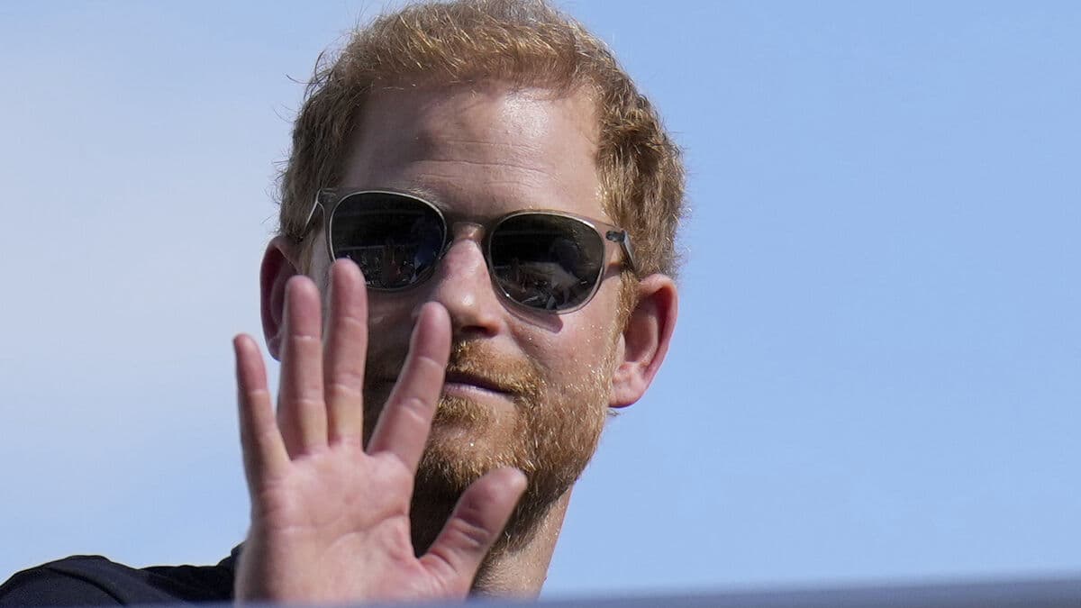 Prince Harry and celebrities lose privacy case against Daily Mail publisher ANL