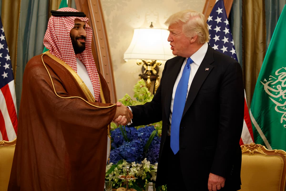 Trump Chooses Saudi Arabia for First Foreign Trip Over Neighbors