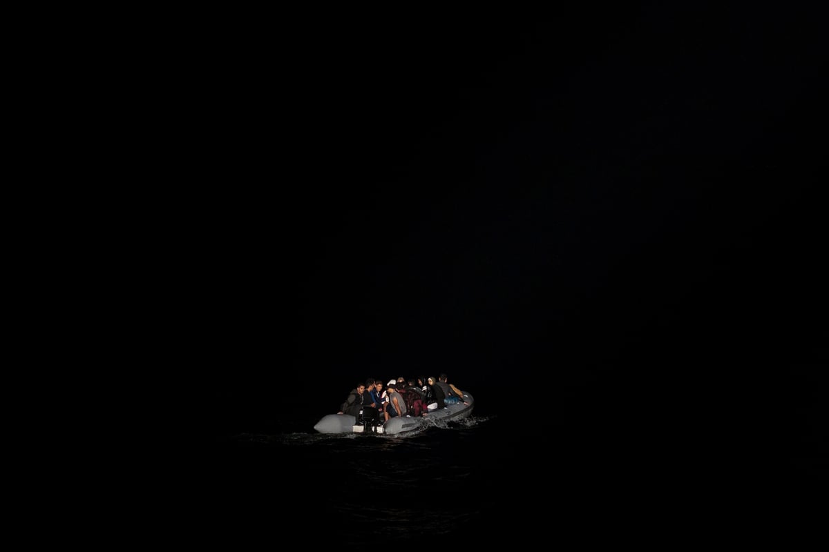 Dozens feared drowned off Crete