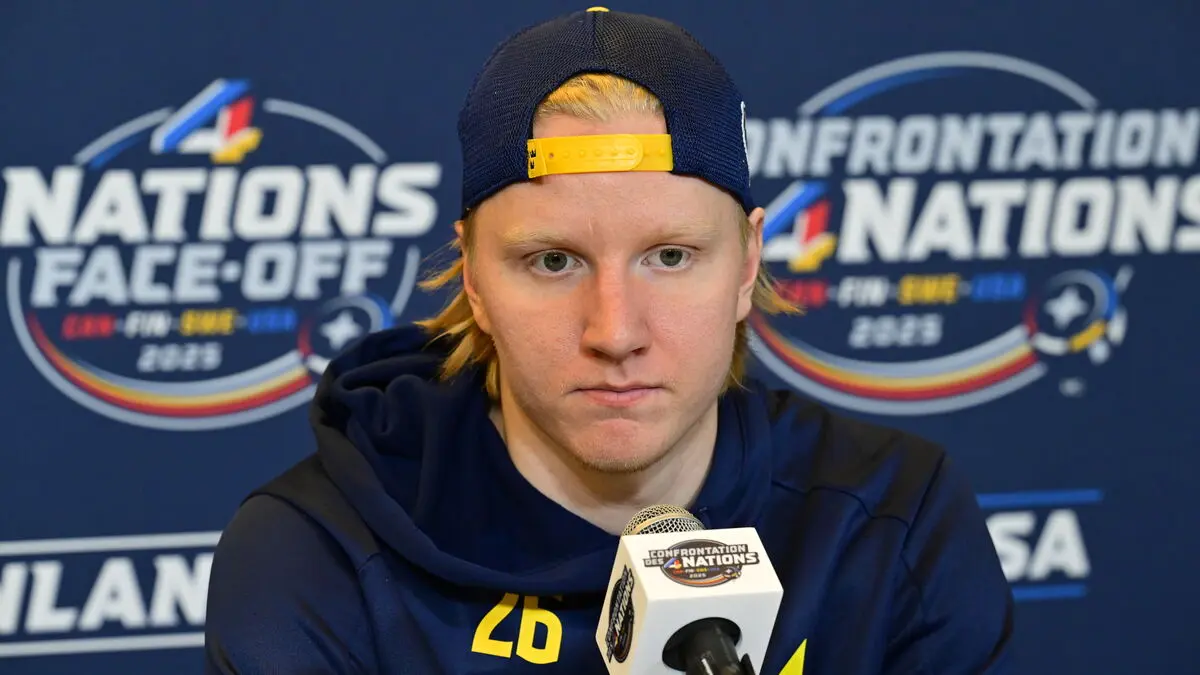 NHL star pauses NHL season: Personal reasons