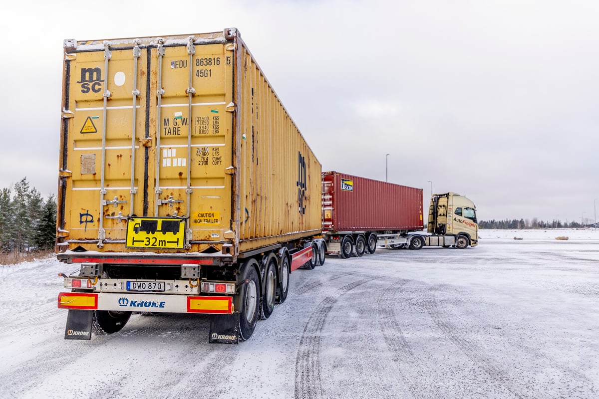 Transport Unions and Employers Seal New Wage Agreement