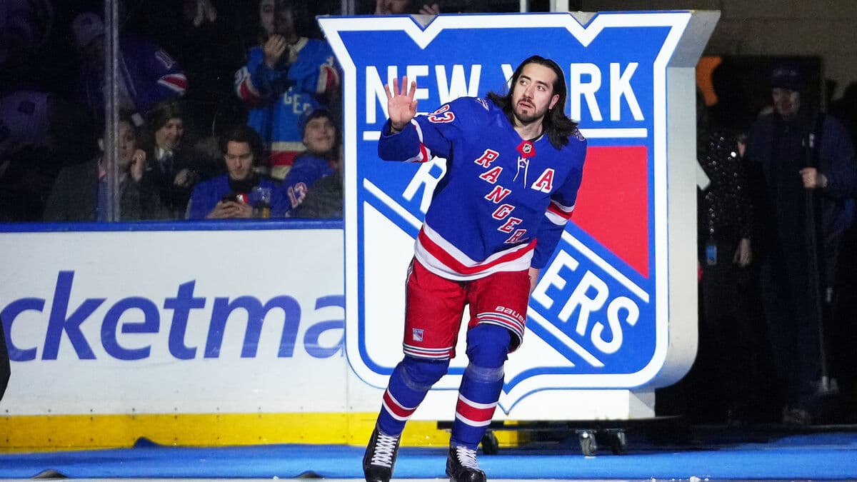 Mika Zibanejad honored in 1,000th NHL game