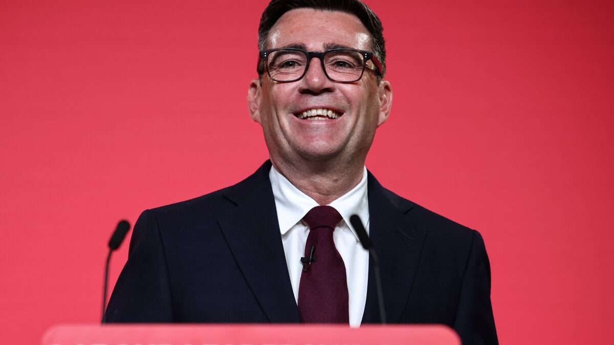 Andy Burnham elected Labour leader vows to bring back hope