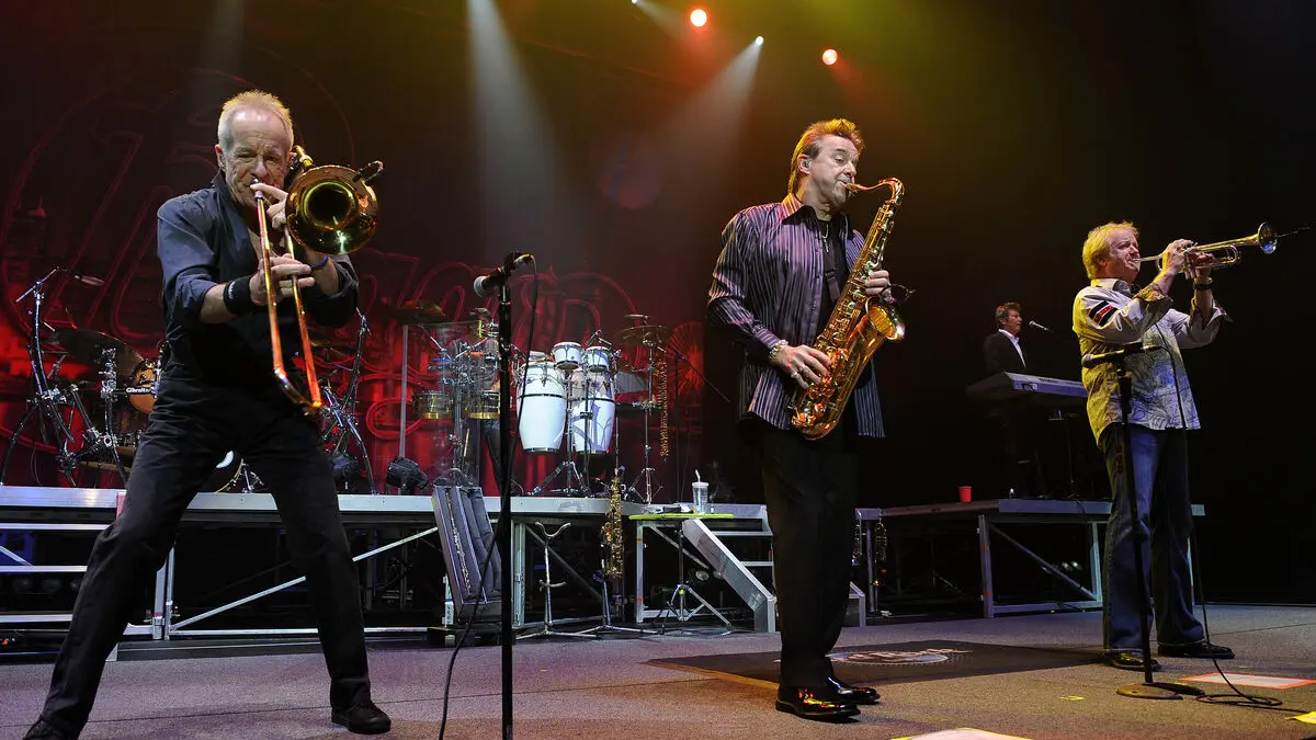 Original Chicago member Walter Parazaider dies at 81