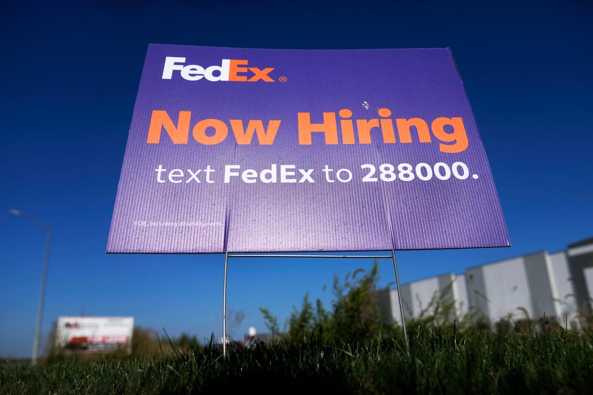US Job Growth Exceeds Expectations with 147,000 New Jobs in June