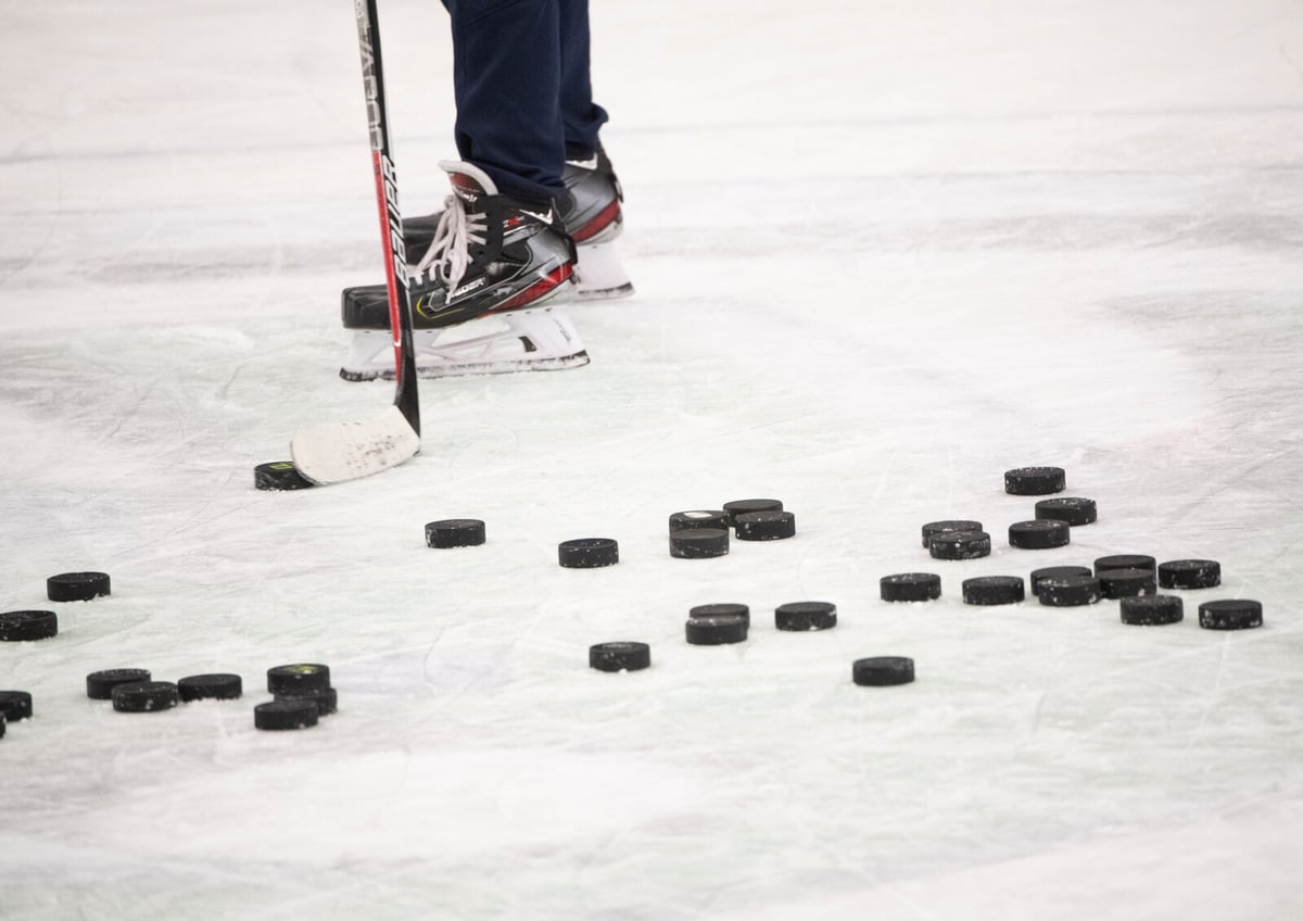 Sweden Wins Silver After 7-0 Loss to Canada in U18 Hockey Final