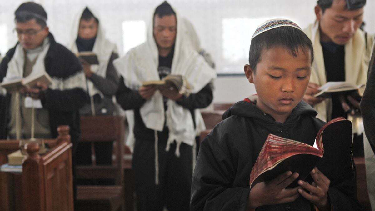 Over 250 Bnei Menashe from India brought to Israel in government relocation effort