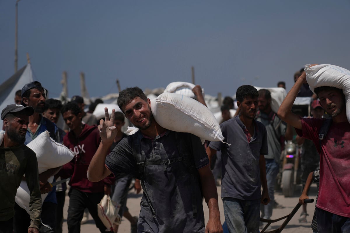 Emergency Aid Arrives in Gaza via Air and Trucks