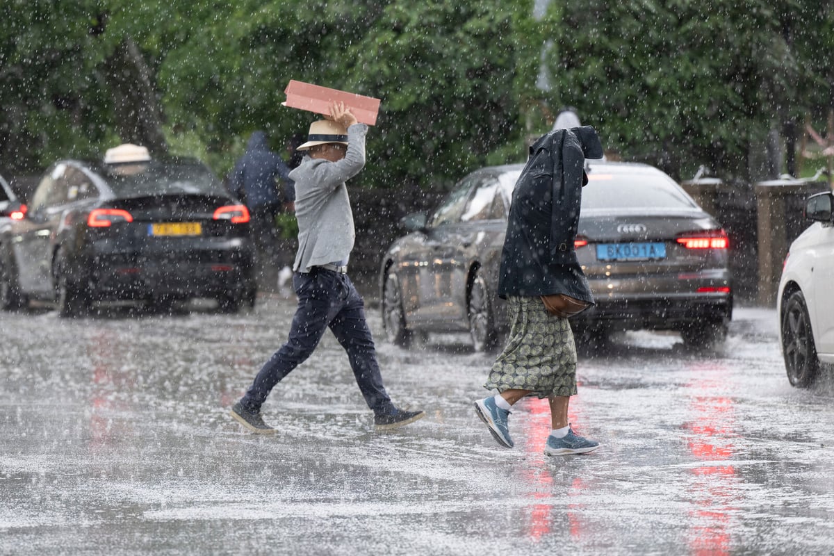 SMHI Extends Heavy Rain Warning for Svealand and Southern Norrland