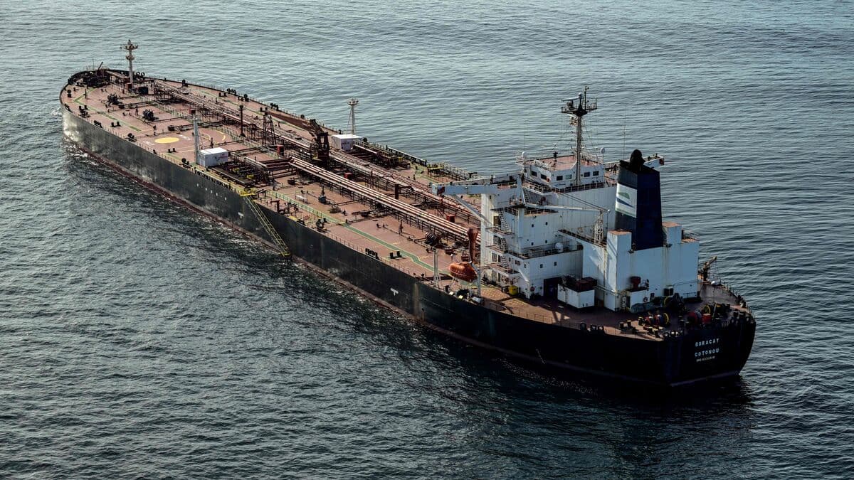 Two Arrested on Suspected Russian Shadow Fleet Oil Tanker