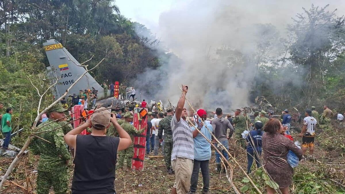 66 dead in military transport plane crash in Colombia